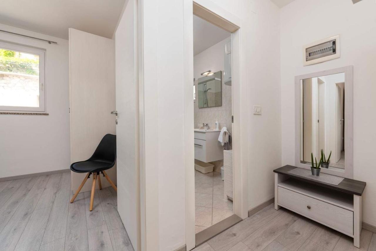 Apartmani Astrid Rabac Exterior photo